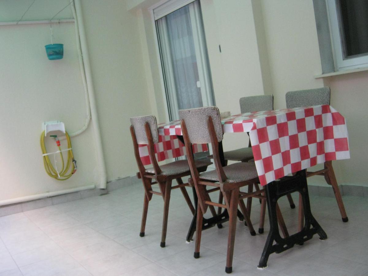 Sharks Thessaloniki Big Balcony House Διαμέρισμα Εξωτερικό φωτογραφία
