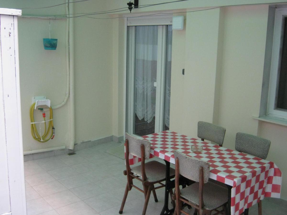 Sharks Thessaloniki Big Balcony House Διαμέρισμα Εξωτερικό φωτογραφία